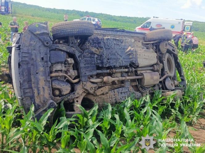 Новини Вінниці - фото з Поблизу Цвіжина перекинувся позашляховик Toyota — є загиблі