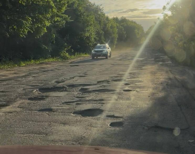 Новини Вінниці - фото з «Не пройшло і року»: що сталося з відремонтованою дорогою на Бар?