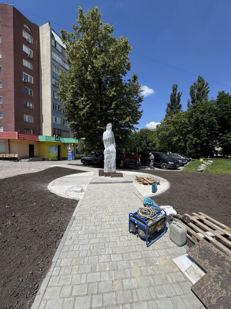 Пам'ятник Петру Болбочану вже встановлений та чекає на відкриття