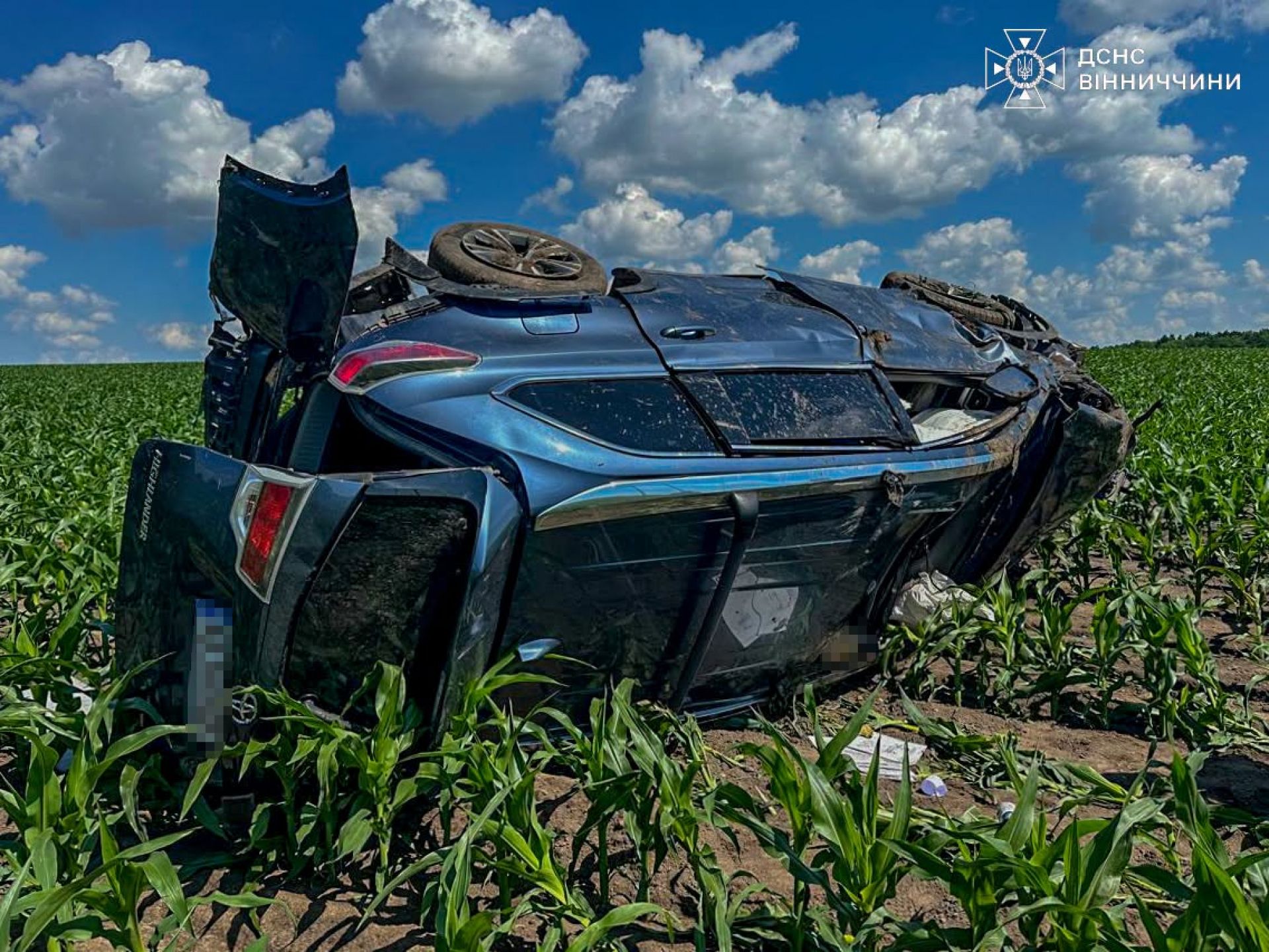 Новини Вінниці - фото з Смертельна автотроща біля Цвіжина: у перекинутому позашляховику загинули дві подруги
