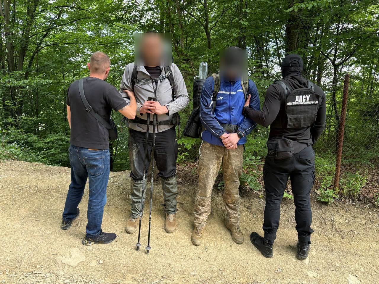 Жителя Хмельниччини викрили на організації незаконного маршруту до Румунії для військовозобов'язаних