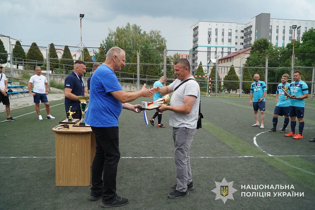 Поліцейські Тернопільщини увійшли до трійки найкращих на чемпіонаті з мініфутболу