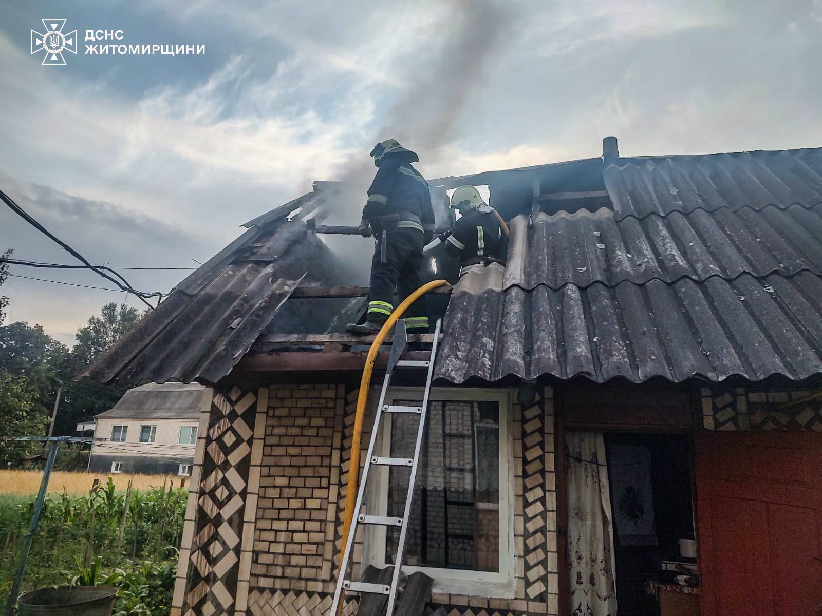 Новини Житомира - фото з Упродовж минулої доби рятувальники ліквідували чотири пожежі в житловому секторі