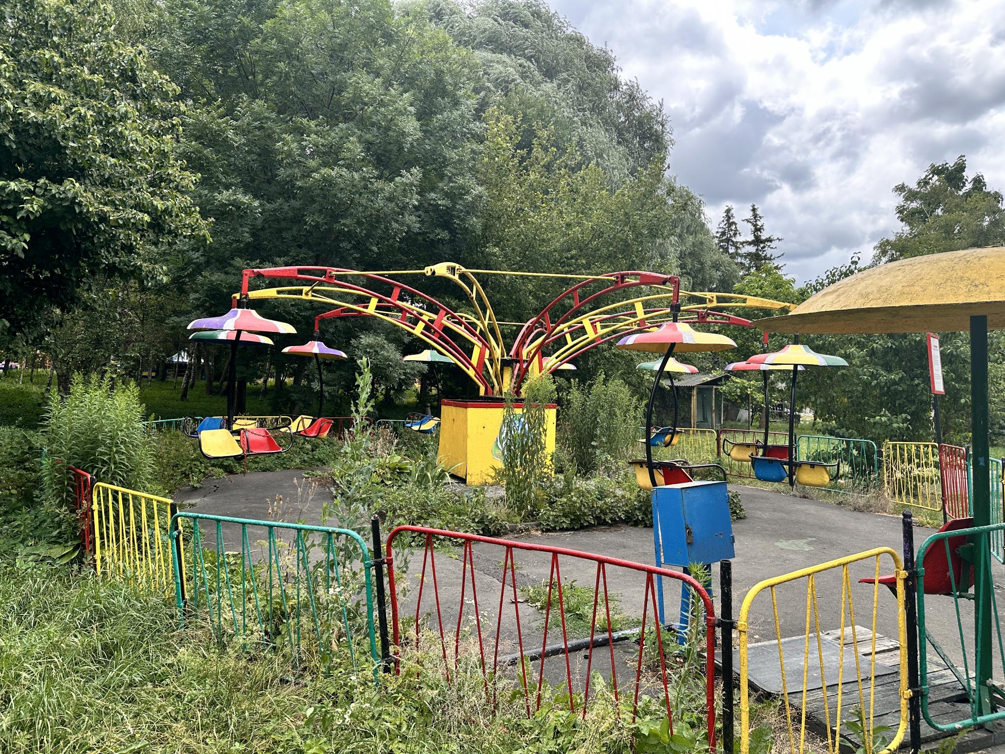 Новини Тернополя - фото з У парку «Сопільче» не працюють атракціони через кадровий голод