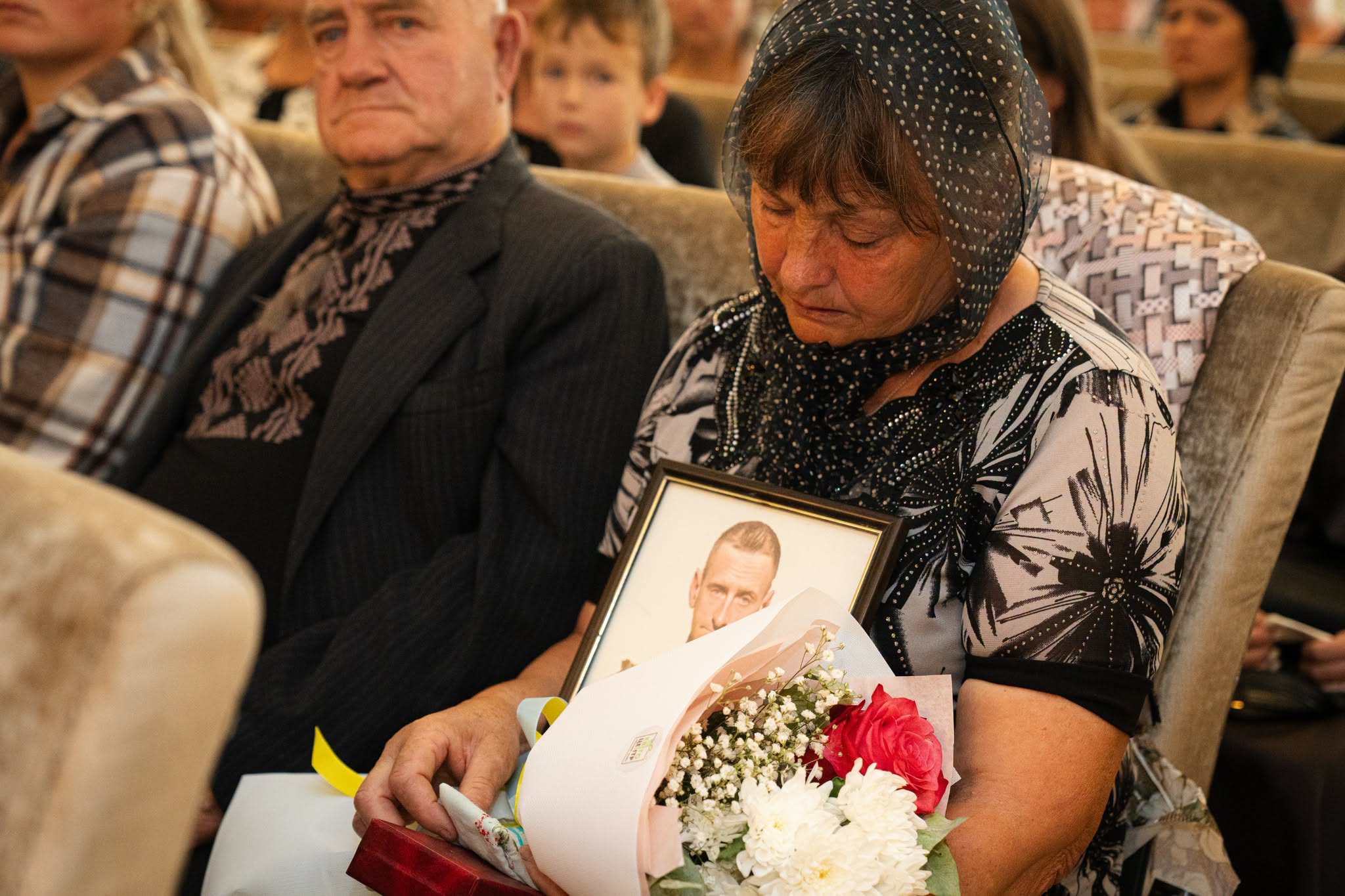 Новини Тернополя - фото з Нагороди, які отримали рідні: на Тернопільщині посмертно відзначили 46 Героїв