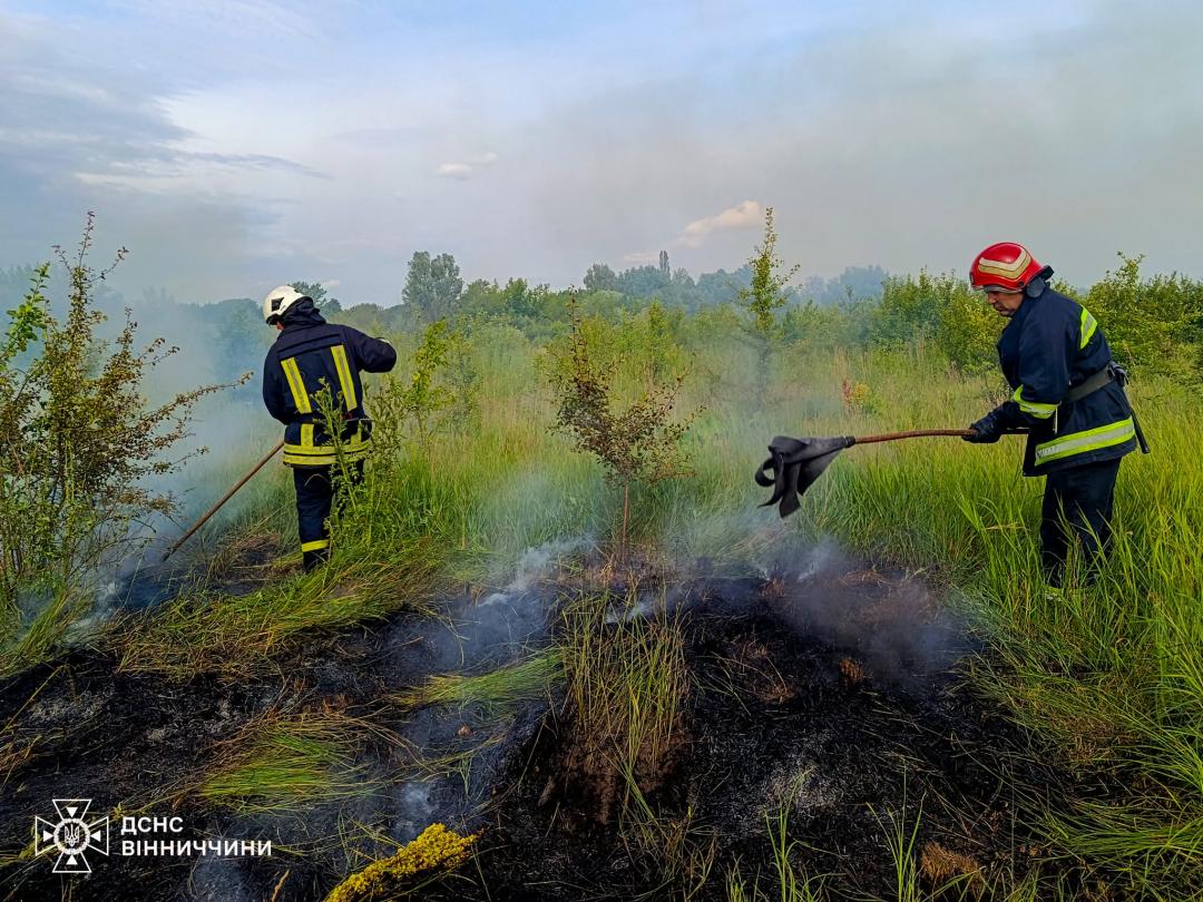 Новини Вінниці - фото з За добу на Вінниччині сталося 16 пожеж: горіли поля, господарські споруди та будівлі