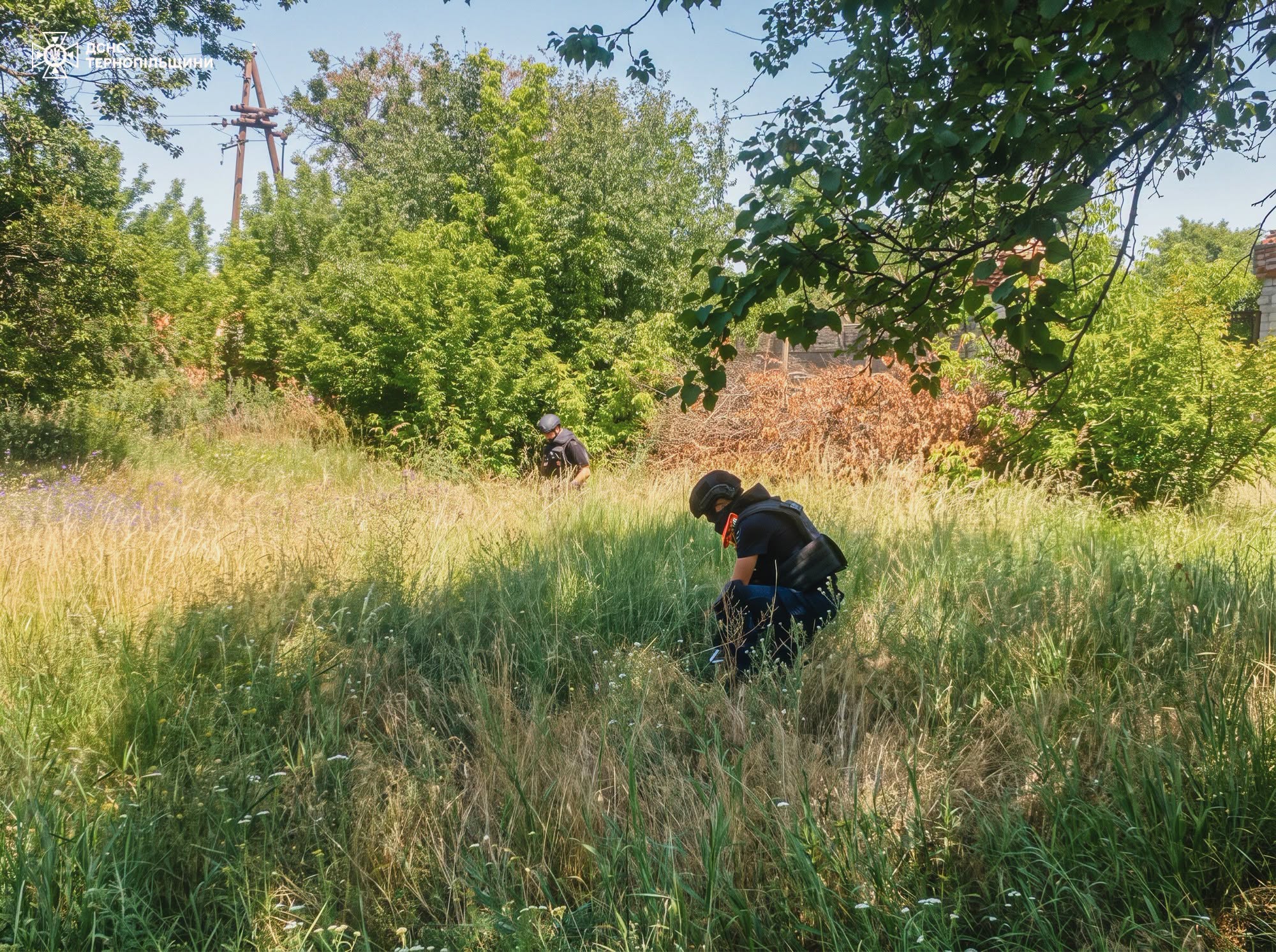 Новини Тернополя - фото з Піротехніки ДСНС Тернопільщини працюють на розмінуваннях деокупованої території Харківщини