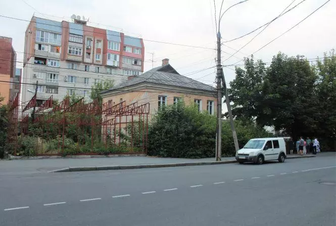 Новини Вінниці - фото з Сім років суперечок і скандалів — і ось на Гоголя будують офісний центр