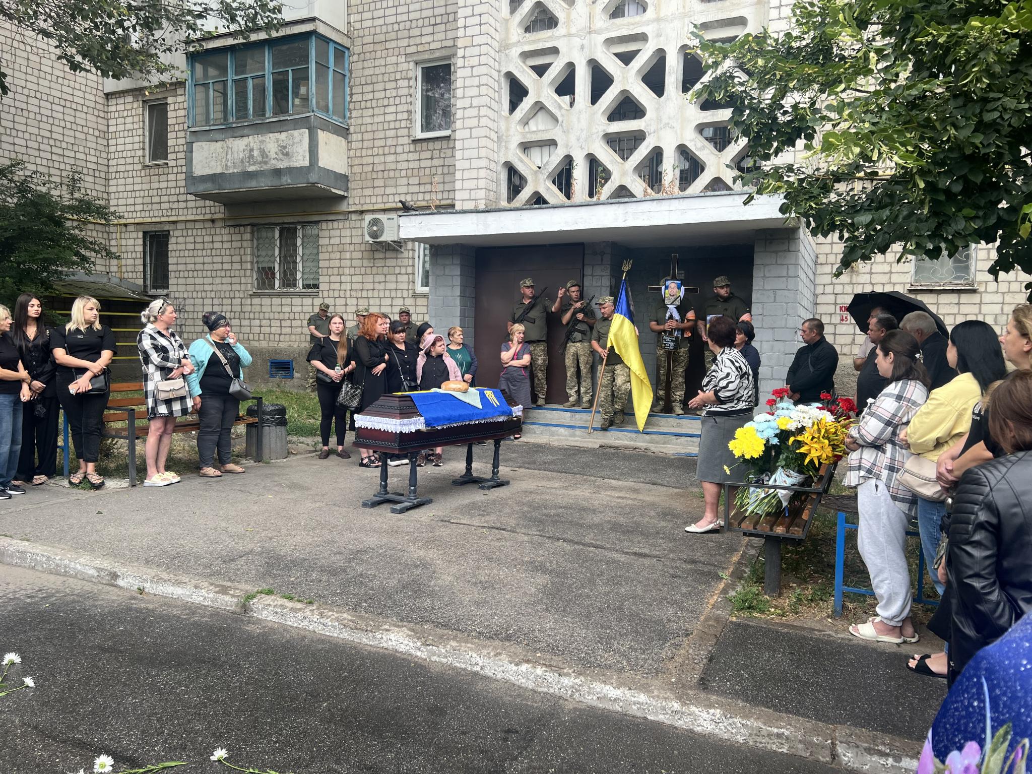 Новини Вінниці - фото з Він був чудовою людиною і батьком для 9-річної доньки: попрощались з захисником Іваном Яворським