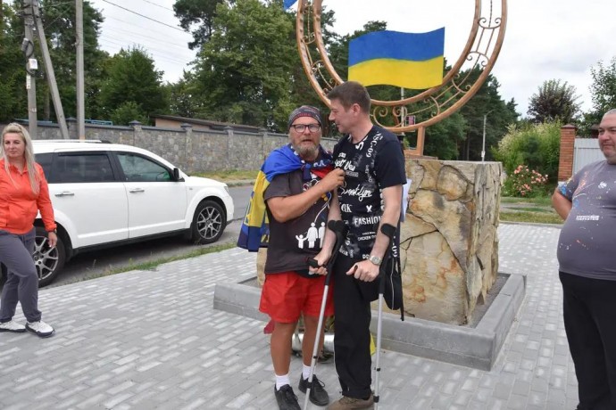 Новини Вінниці - фото з Латвійський мандрівник пішки подолав 1400 кілометрів до Вінниччини, щоб зібрати кошти для ЗСУ