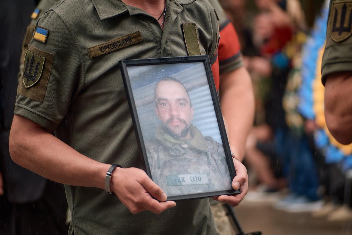 Новини Хмельницького - фото з Із пʼятьма військовими попрощались на Хмельниччині. Хто ці Герої Валентин Дорибогов