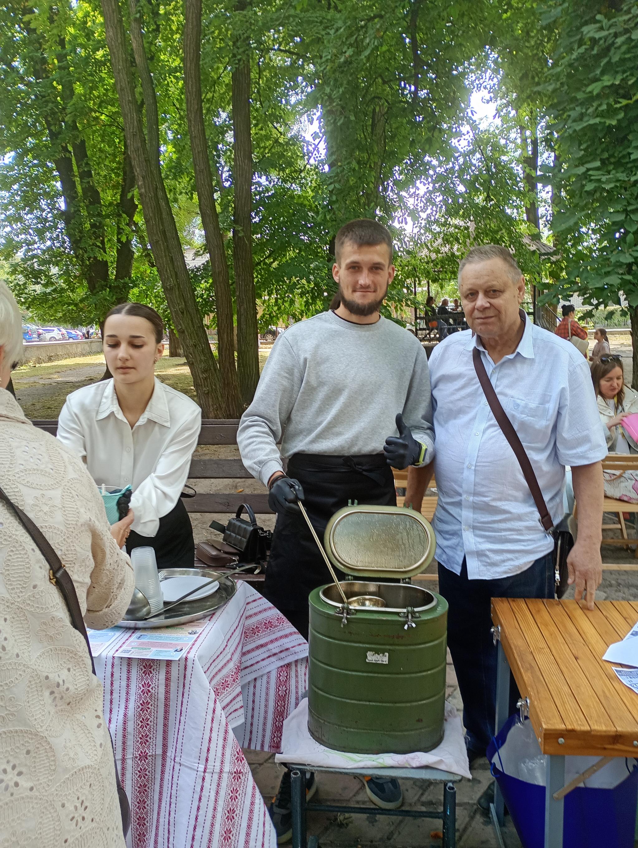 Новини Козятина - фото з Козятин відзначив 152 іменини шоу концертом та щедрим частуванням за донат