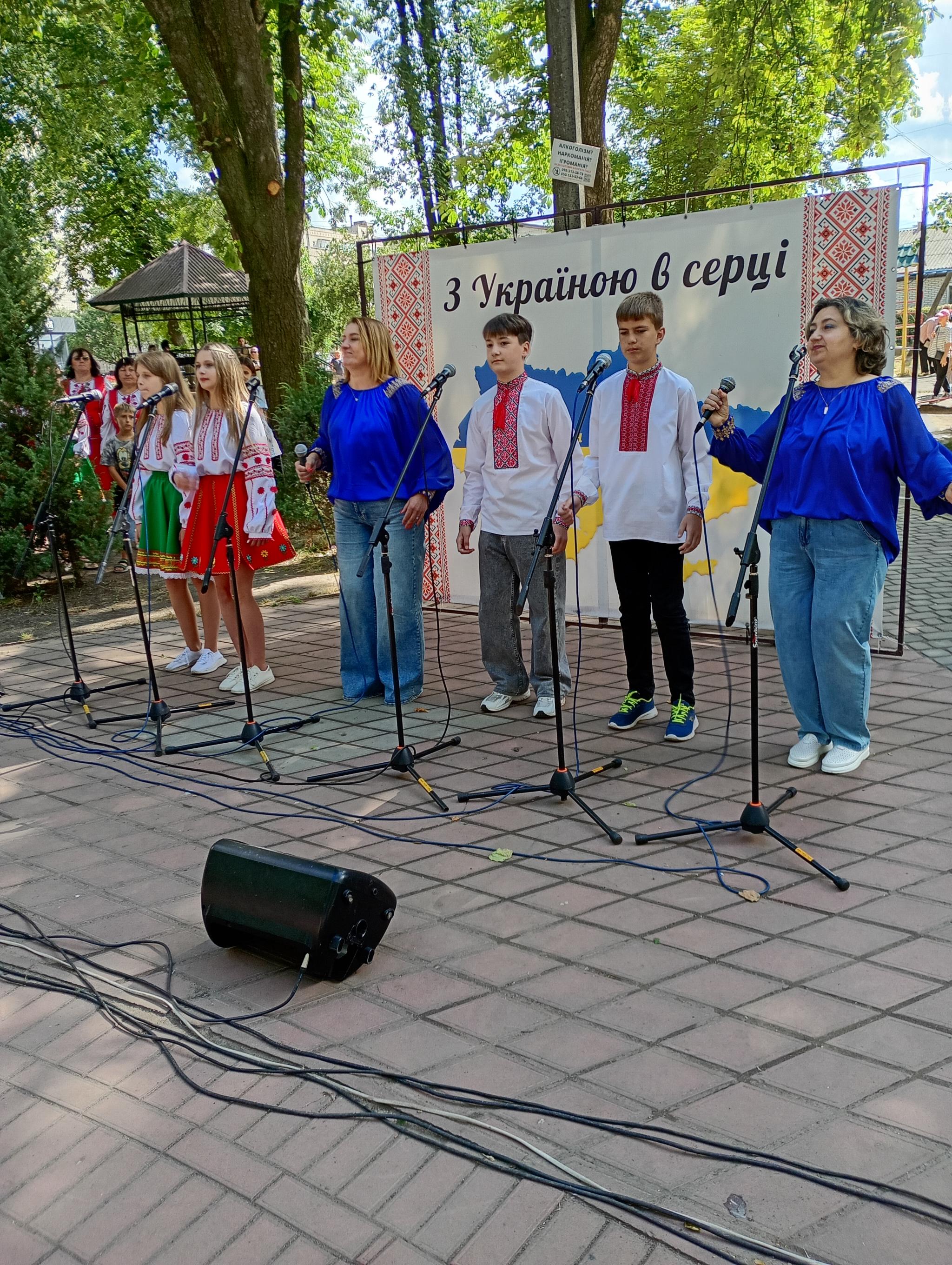 Новини Козятина - фото з Козятин відзначив 152 іменини шоу концертом та щедрим частуванням за донат