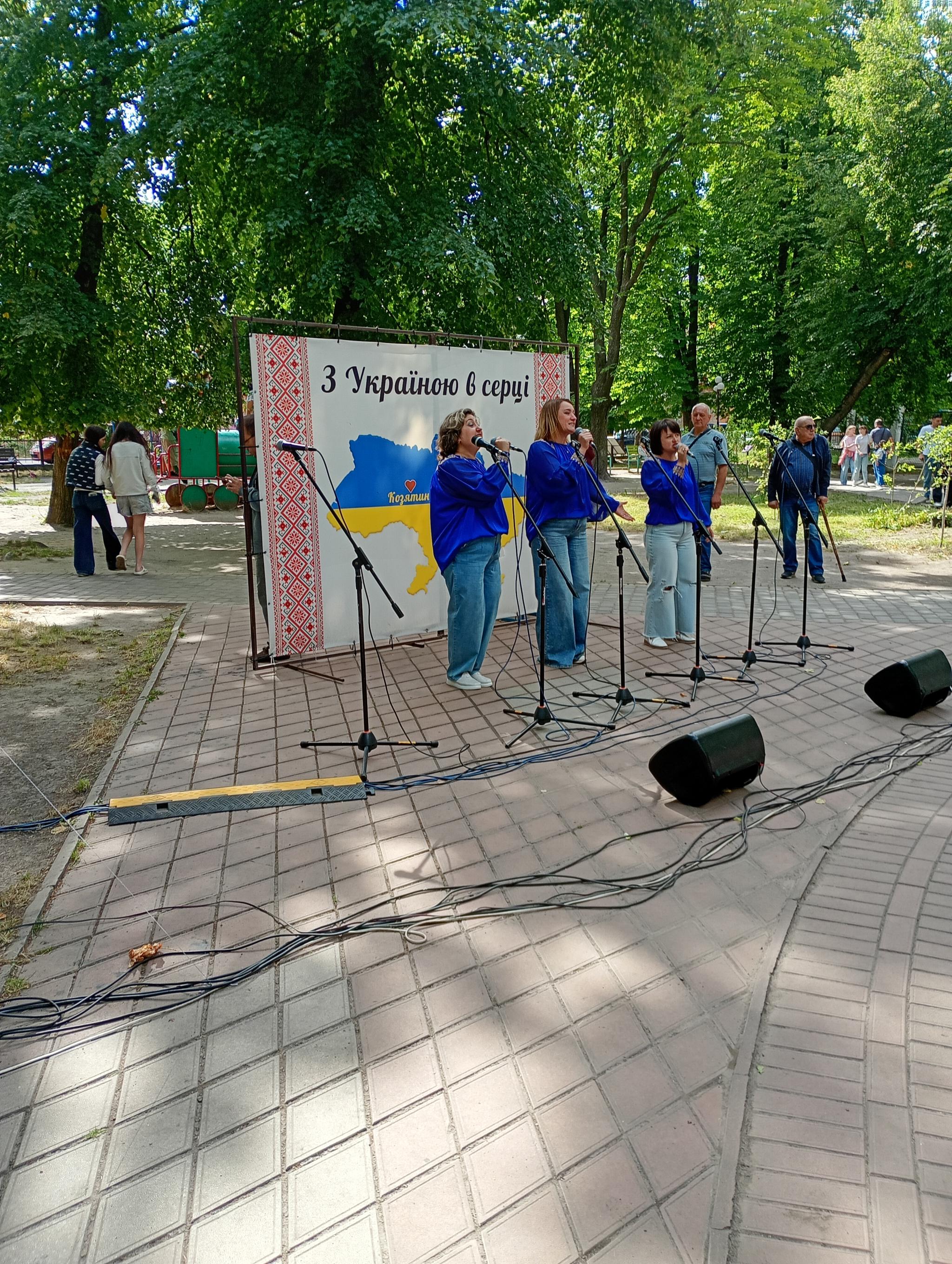 Новини Козятина - фото з Козятин відзначив 152 іменини шоу концертом та щедрим частуванням за донат
