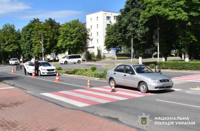Новини Вінниці - фото з У Шаргороді Mercedes вилетів у паркан і перекинувся. Ще дві ДТП сталися на Вінниччині