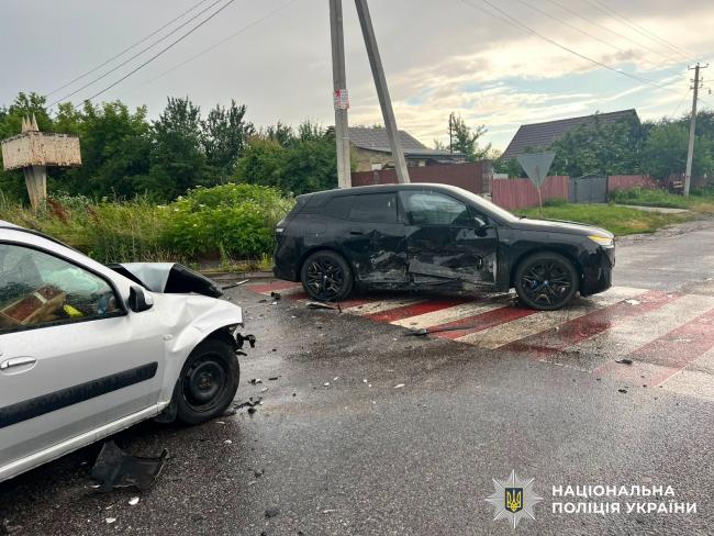 Новини Вінниці - фото з У Шаргороді Mercedes вилетів у паркан і перекинувся. Ще дві ДТП сталися на Вінниччині