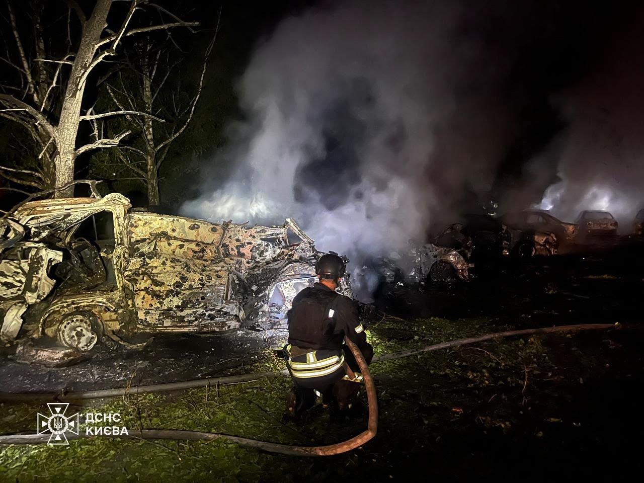Новини Тернополя - фото з Вночі ворог бив балістикою по Києву: пошкоджена школа-інтернат, спалахнули пожежі