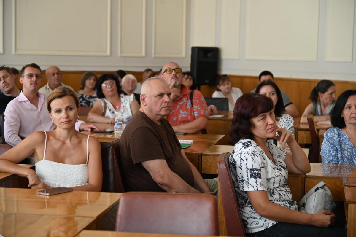 Новини Тернополя - фото з Конкурс на посаду директора філармонії: до участі допустили єдиного кандидата, якого підтримав колектив