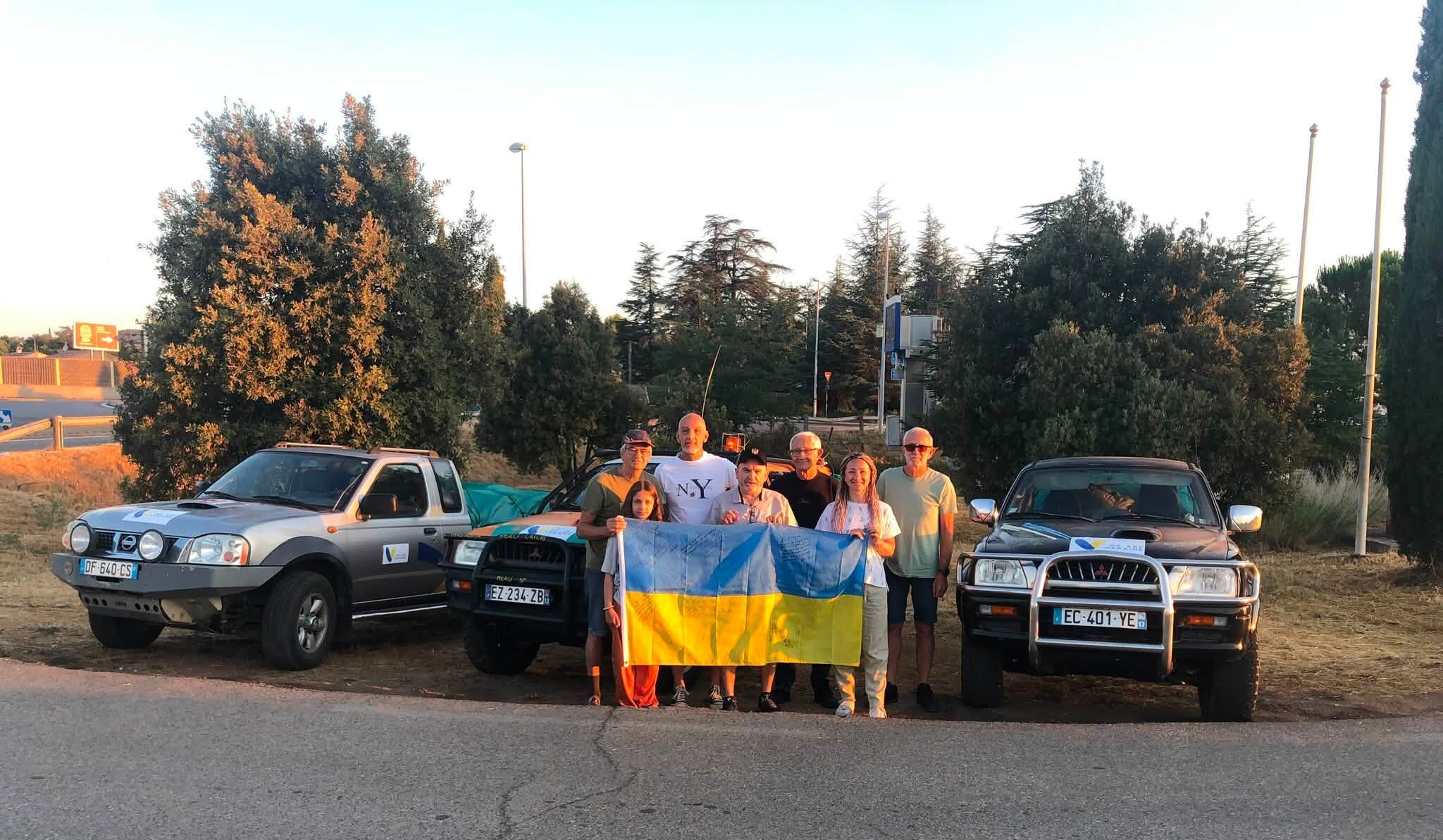 Новини Вінниці - фото з «Досліджує тисячі клітин за секунду»: цитометр для шпиталю у Вінниці, три авто привезла волонтерка з Франції