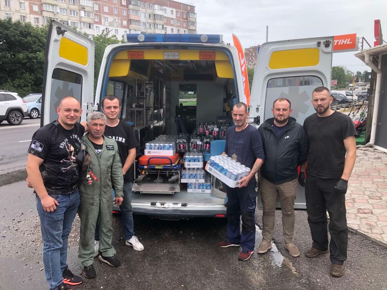 Новини Тернополя - фото з Пів тисячі авто на фронт: історія СТО, власник якого сам пішов воювати