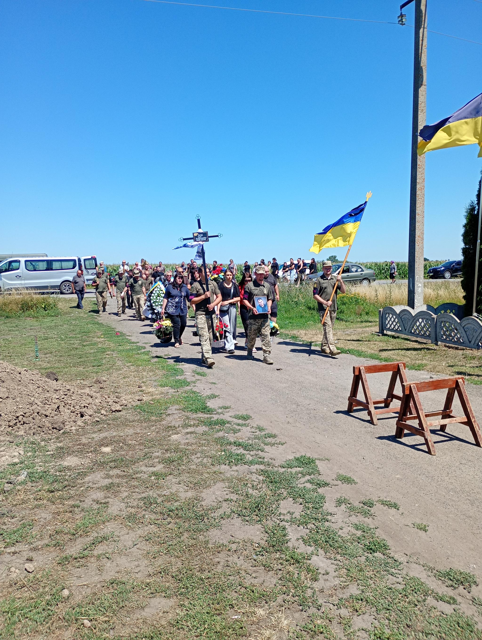 Новини Козятина - фото з Низький уклін і вічна слава сталевому воїну Олегу Зайцю