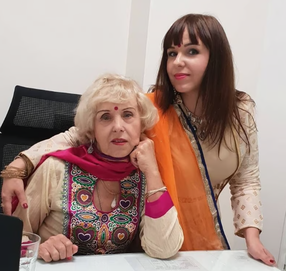 Новини Вінниці - фото з «Не можу без своєї країни»: 80-річна жінка пережила окупацію, повінь, Індію та повернулася на Вінниччину садити город