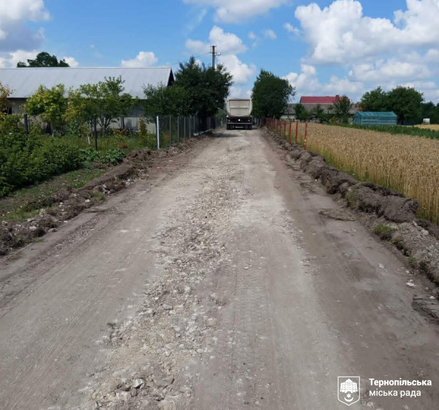Новини Тернополя - фото з У Малашівцях та Іванківцях стелитимуть новий асфальт