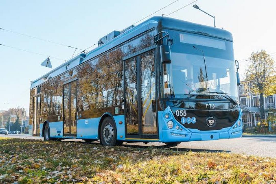 Новини Вінниці - фото з Від 30 копійок до 25 гривень: як дорожчав проїзд у Вінниці та скільки платять в інших містах України