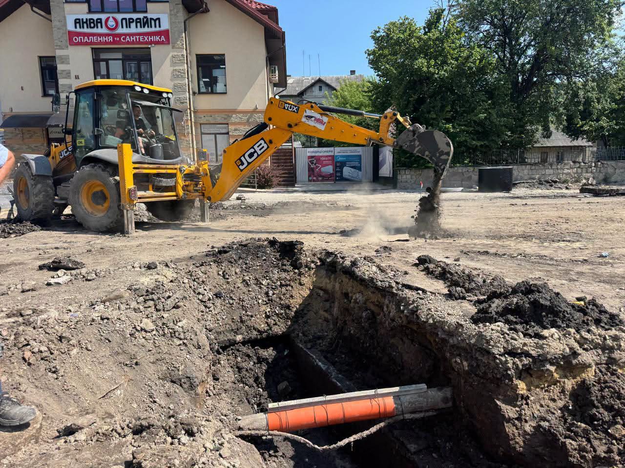 Новини Тернополя - фото з Ремонт моста в Теребовлі: демонтували частину аварійної конструкції, ділянка дороги на М-19 перекрита