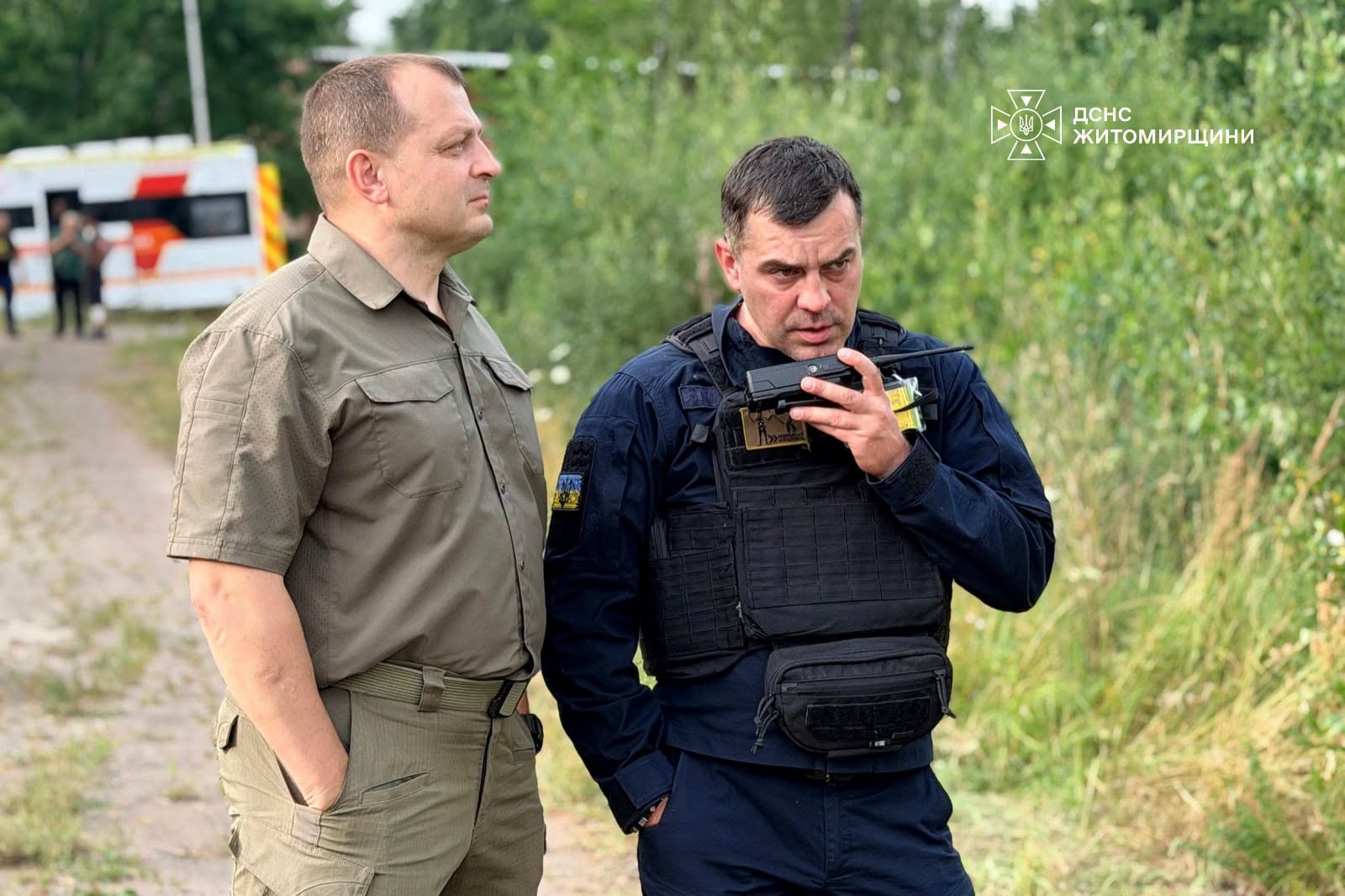 Новини Житомира - фото з У Житомирі рятувальники ліквідували наслідки російської атаки. ФОТО