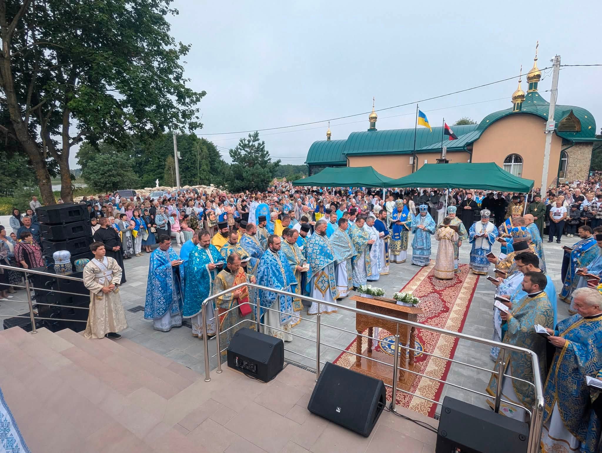 Новини Тернополя - фото з На Кременеччині відбулася Всеукраїнська проща родин загиблих у російсько-українській війні