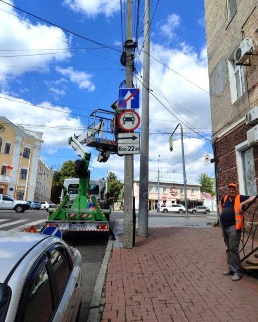Новини Вінниці - фото з На Хлібній запровадили односторонній рух. Водіям тепер не можна їхати в бік Гоголя
