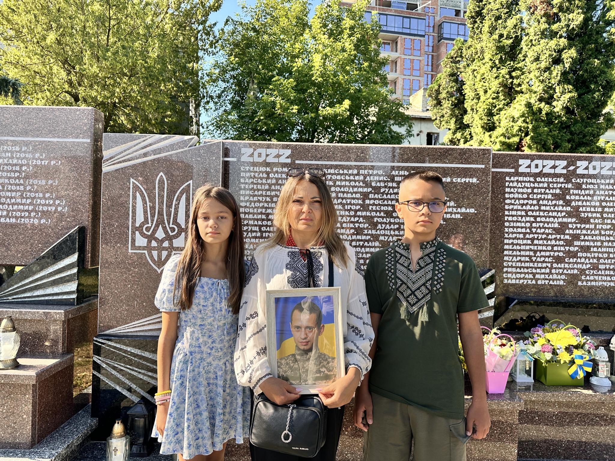 Новини Тернополя - фото з Памʼять полеглих Героїв вшанували у Тернополі