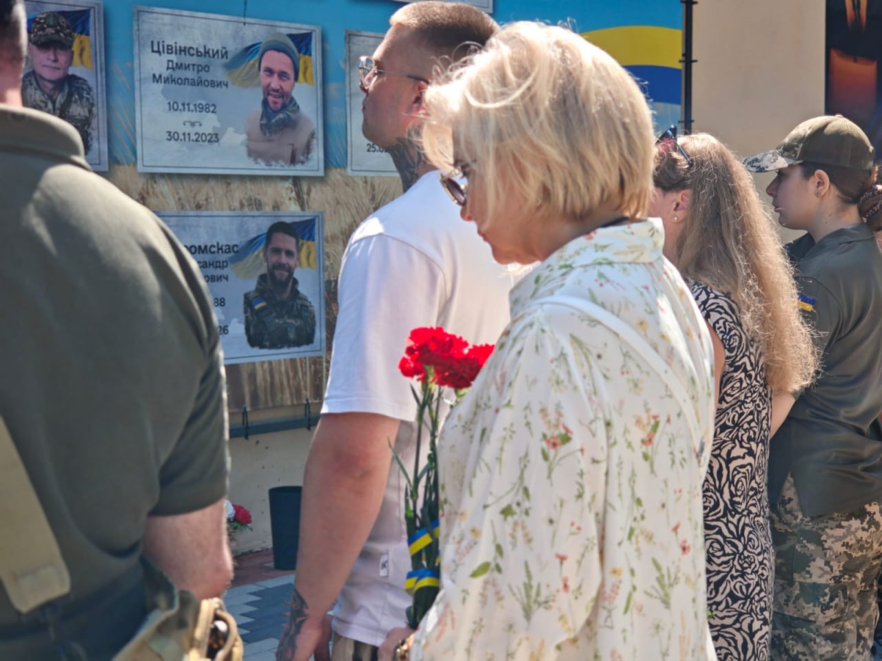 Новини Житомира - фото з Напередодні Дня Повітряних Сил вшанували пам'ять полеглих захисників українського неба
