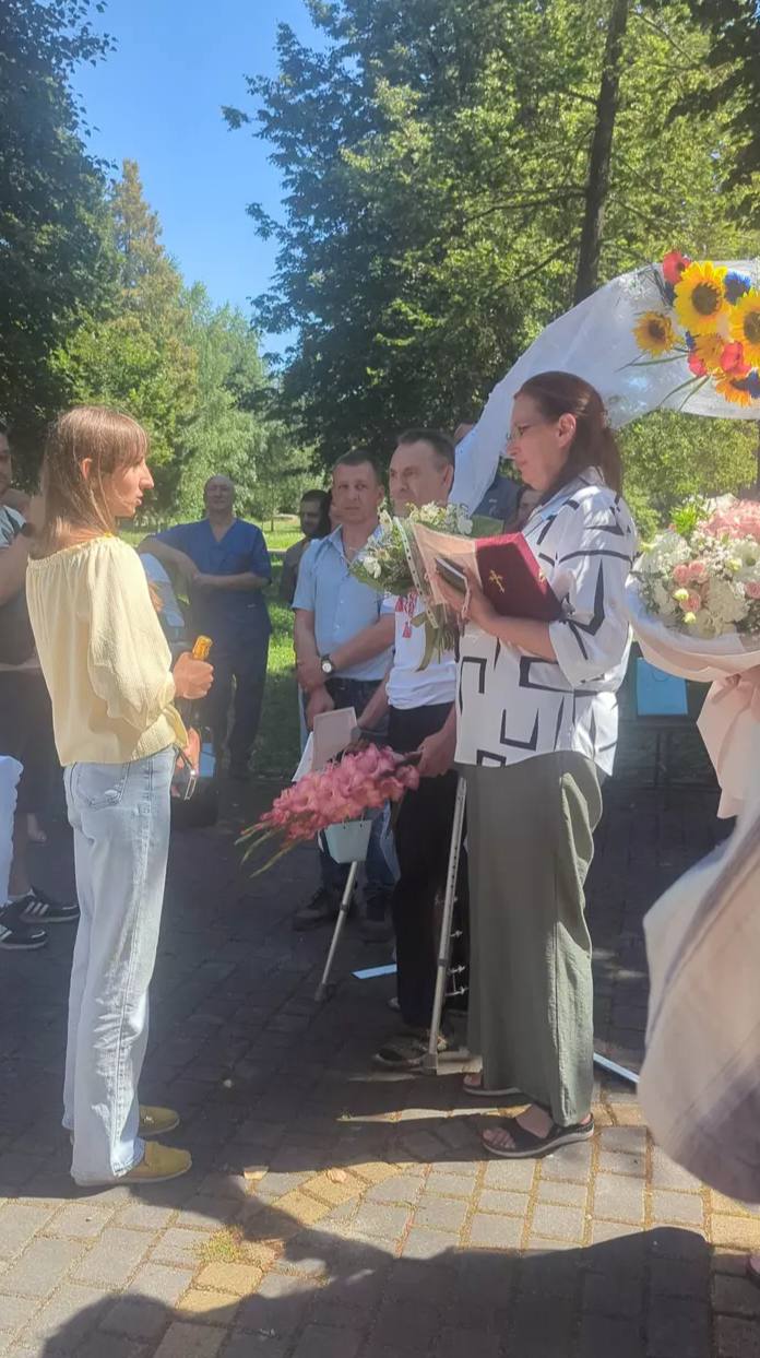 Новини Тернополя - фото з «Ми раді, що змогли здійснити їхню мрію». У лікарні, де лікують поранених військових, «зіграли» весілля