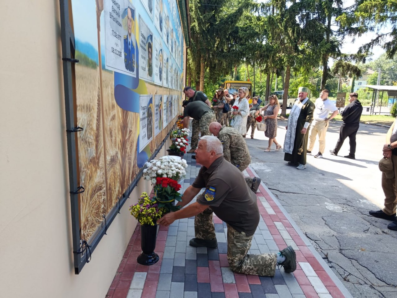 Новини Житомира - фото з Напередодні Дня Повітряних Сил вшанували пам'ять полеглих захисників українського неба