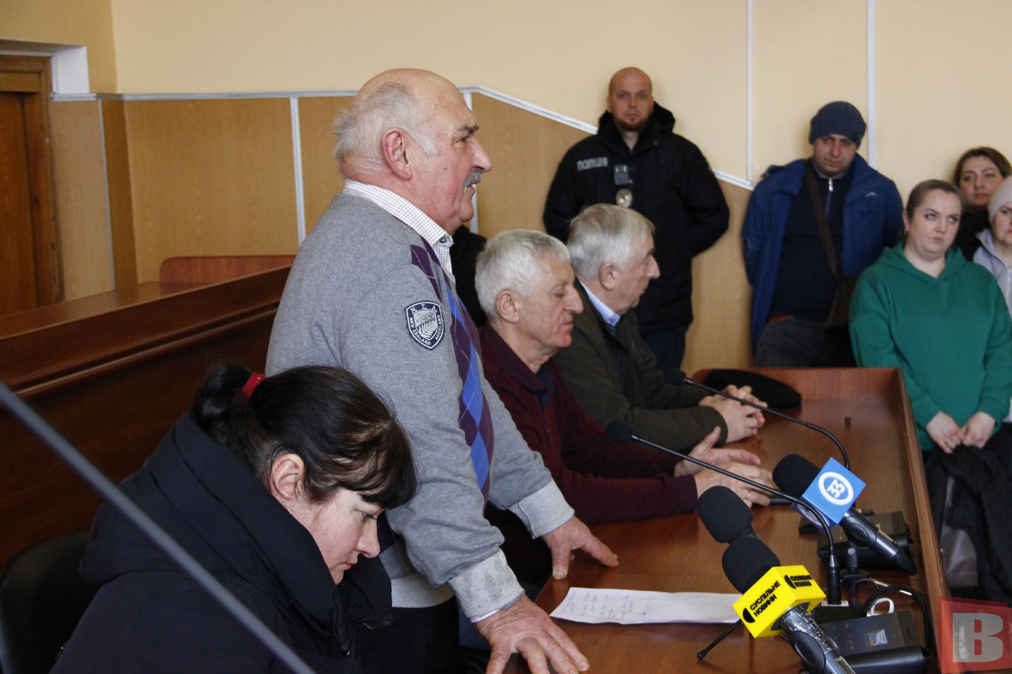 Новини Хмельницького - фото з Півтора року без рішень: як конфлікт навколо ЦРЛ паралізував роботу Хмельницької райради