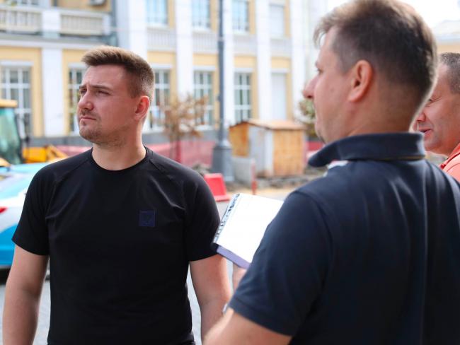 Новини Вінниці - фото з Майже 15 мільйонів на «плаваючі» люки у Вінниці: хто отримав підряд і чому місто відмовляється від старих