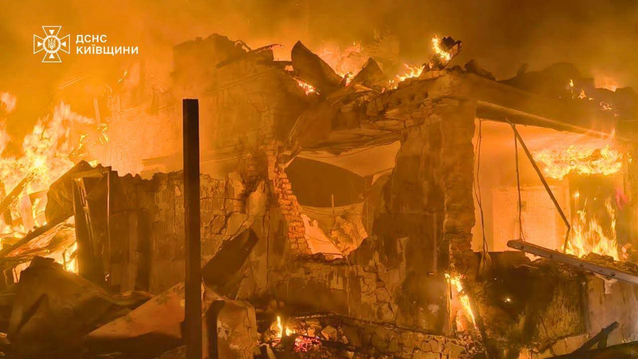 Новини Тернополя - фото з Внаслідок атаки росіян на Київщині загинули 3-річний хлопчик та його бабуся і дідусь