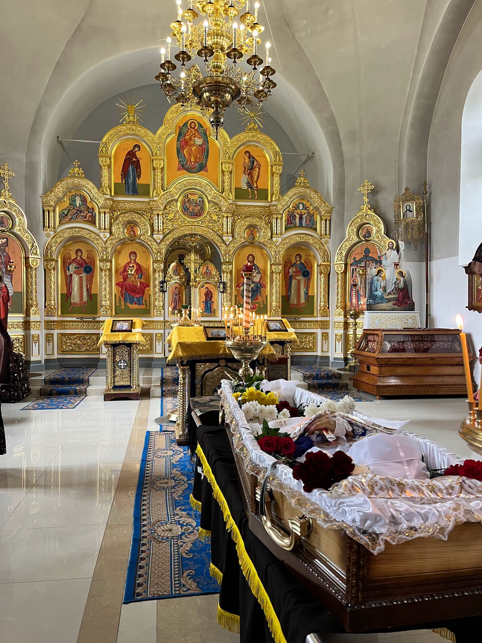 Новини Хмельницького - фото з На Хмельниччині попрощалися з парамедикинею Оксаною Гоголь