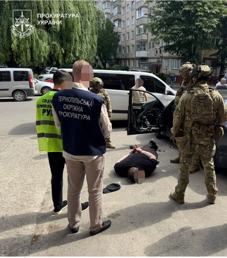 Новини Тернополя - фото з Судитимуть організатора схеми переправлення за кордон за 17 тисяч доларів
