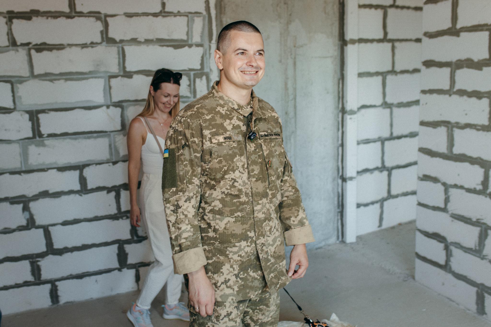 Новини Вінниці - фото з Військовий отримав ключі від нової квартири у Вінниці за донат у 900 гривень (Новини компаній)