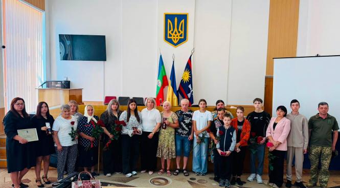 Новини Вінниці - фото з У Гайсині передали посмертні нагороди родинам Героїв