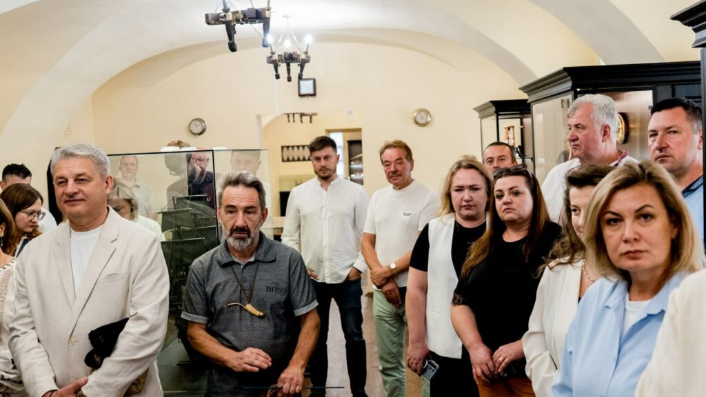 Новини Житомира - фото з У Поліському національному університеті відкрили залу морської морехідної астрономії
