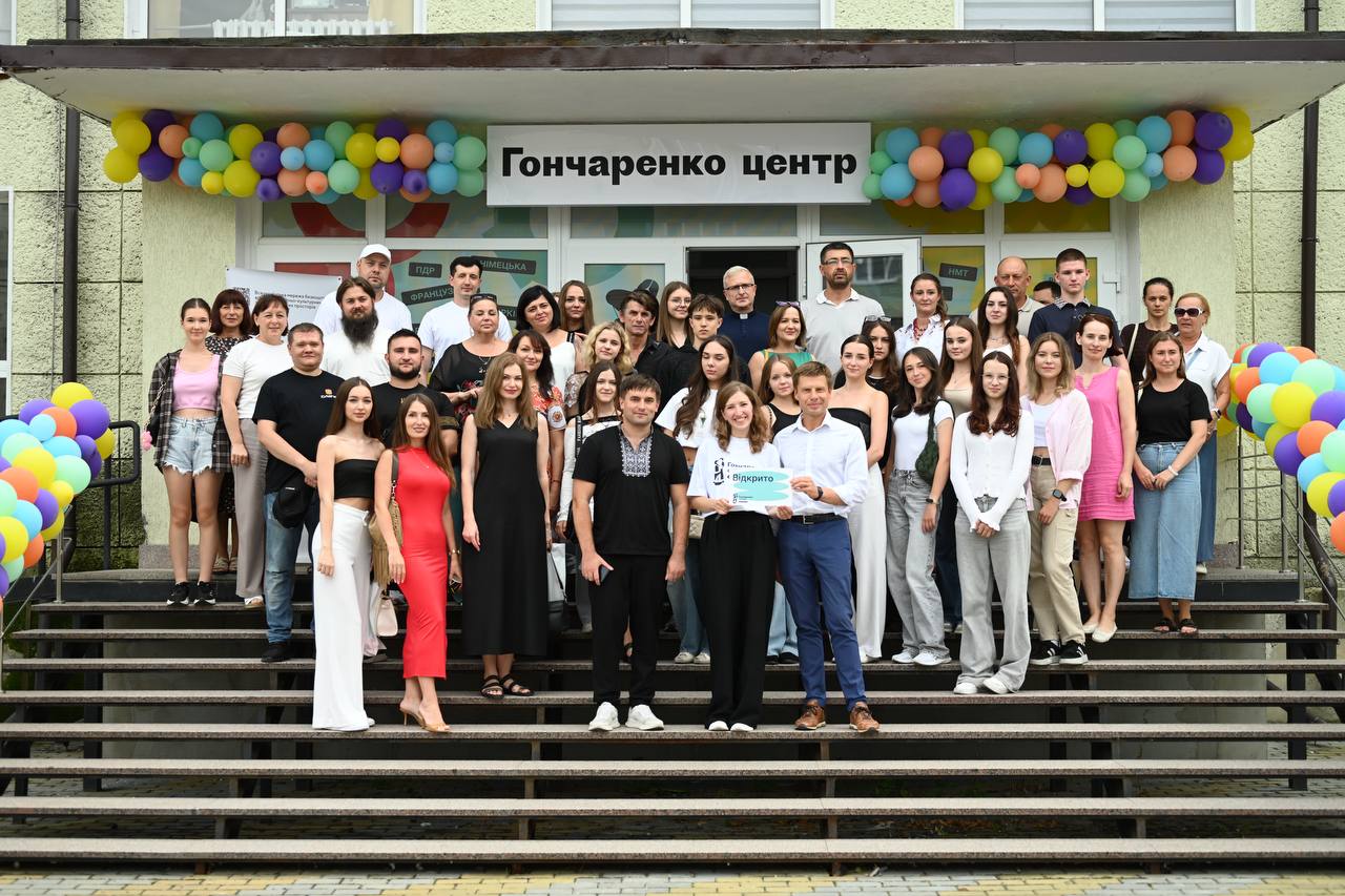 Новини Житомира - фото з На Житомирщині відкрили безкоштовний освітній хаб: новий Гончаренко центр запрацював у Звягелі