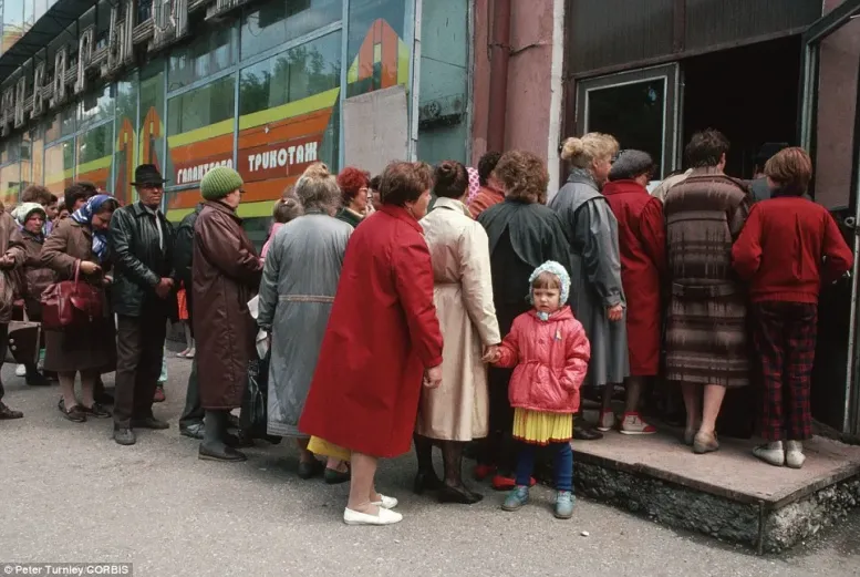 Новини Вінниці - фото з Як Вінниця наближала Незалежність: 57 днів голодування, протести та перший синьо-жовтий прапор