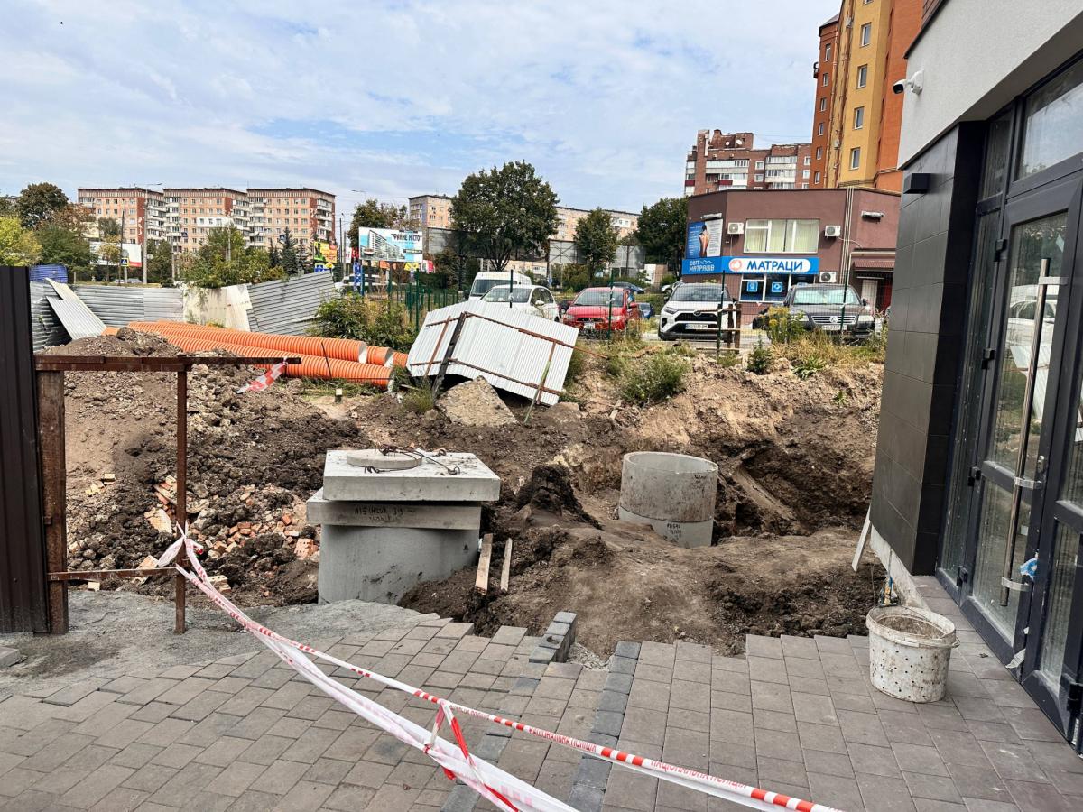 Загибель підлітка і 50-річного чоловіка на Коновальця: чому не вдалося врятувати