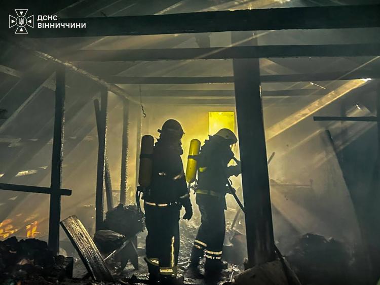 Новини Вінниці - фото з Через коротке замикання у Гнівані горів будинок. Ще три пожежі сталися в області