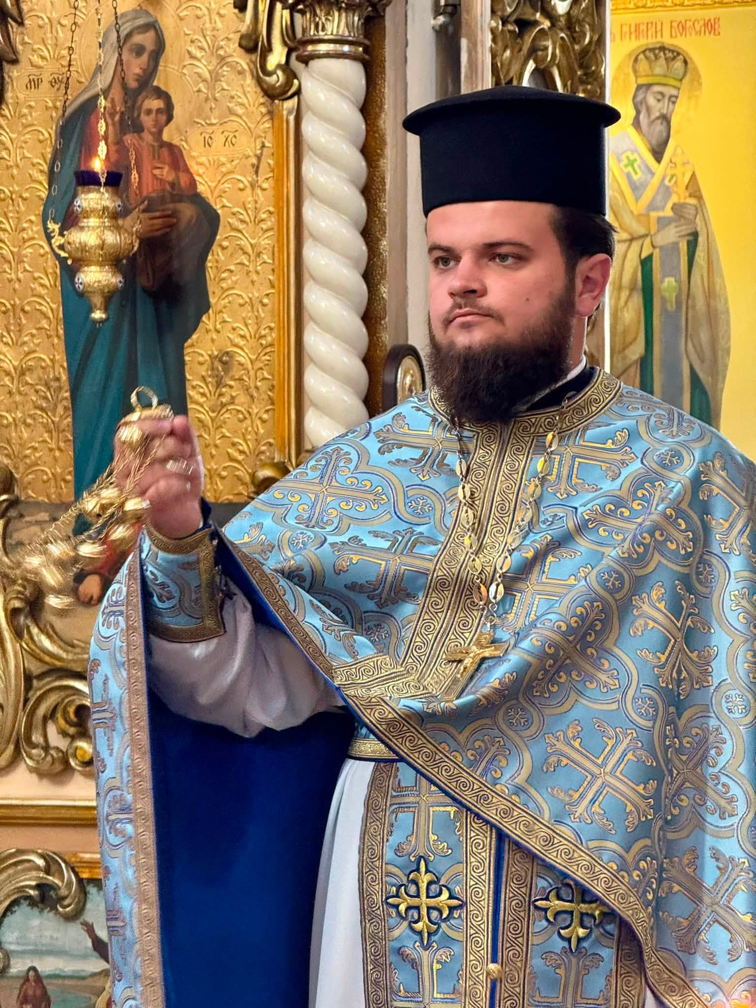 Новини Хмельницького - фото з Один священник на три храми: чи є насправді кадровий дефіцит в Хмельницькій єпархії ПЦУ Речник Хмельницької єпархії ПЦУ, протоієрей Захарій Залізний