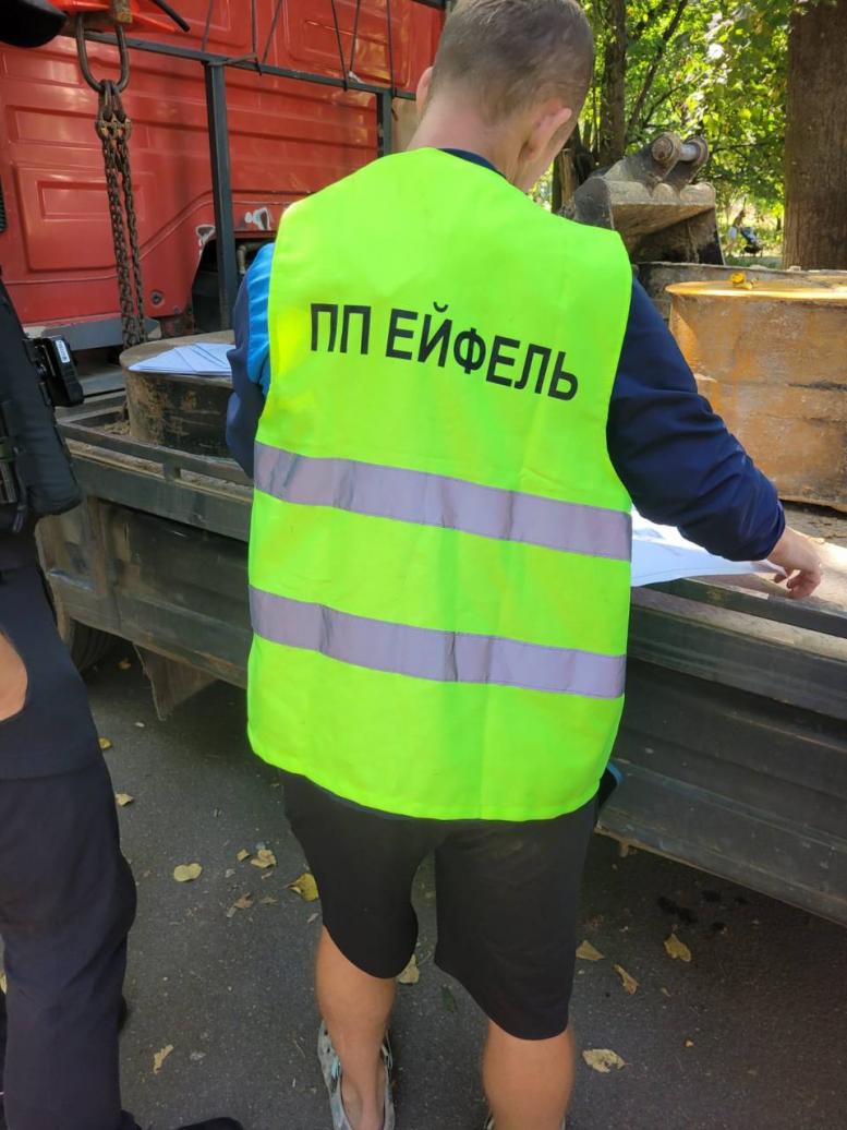 Новини Вінниці - фото з Частину парку імені Ющенка перерили траншеями. Чи давали на це дозволи?